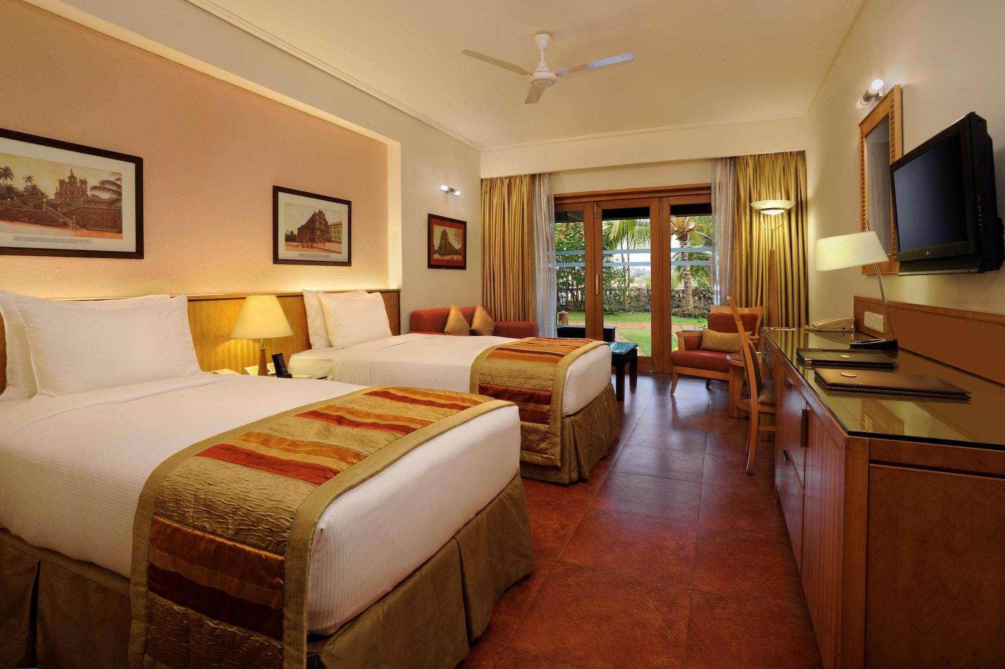 Doubletree By Hilton Hotel Goa - Arpora - Baga Bagian luar foto