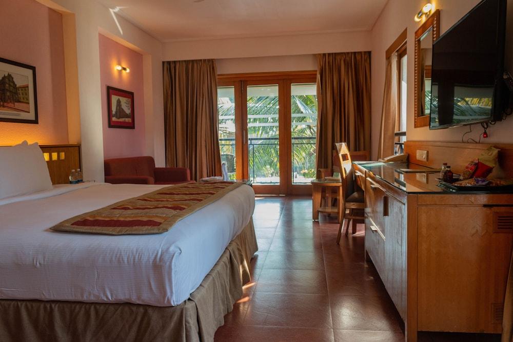Doubletree By Hilton Hotel Goa - Arpora - Baga Bagian luar foto